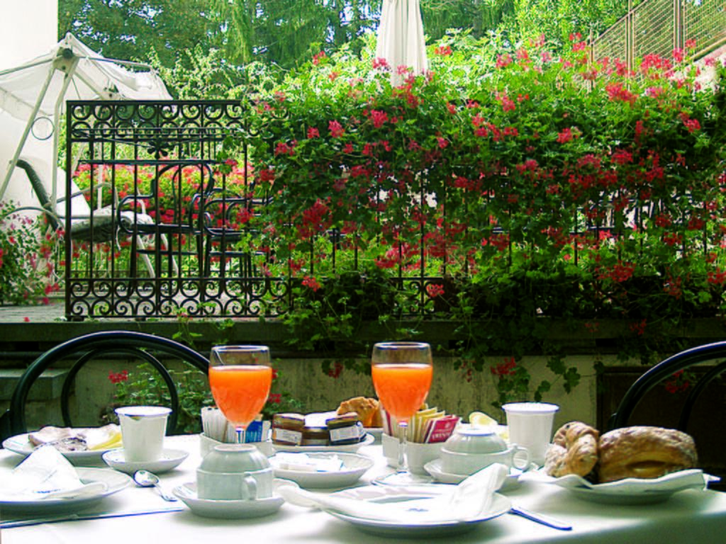 Hotel Bonconte Урбино Экстерьер фото